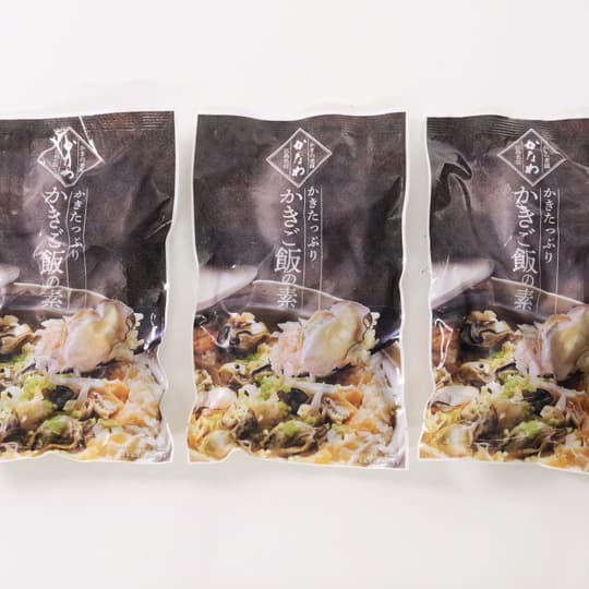 【冷凍】牡蠣たっぷり♪かきご飯の素(2合用)×3袋 炊飯器で炊くだけ! 料亭の味 ギフトに最適♪-3